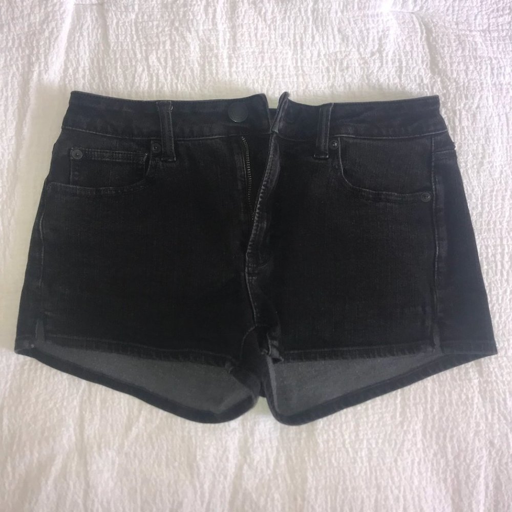 AMERICAN EAGLE DENIM SHORTS